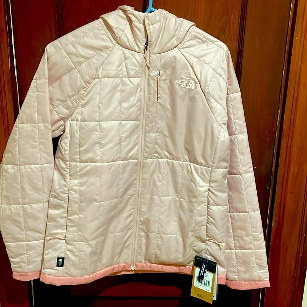 New with tags women’s north face light jacket with hoodie